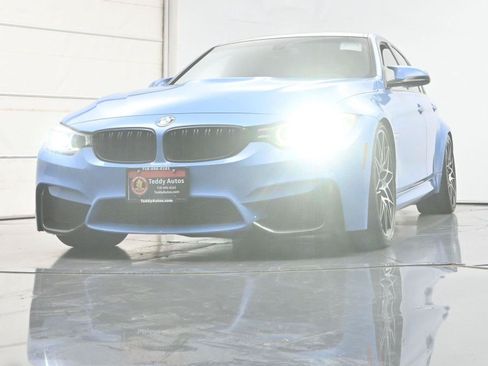 Used 2018 BMW M3 RWD image 36