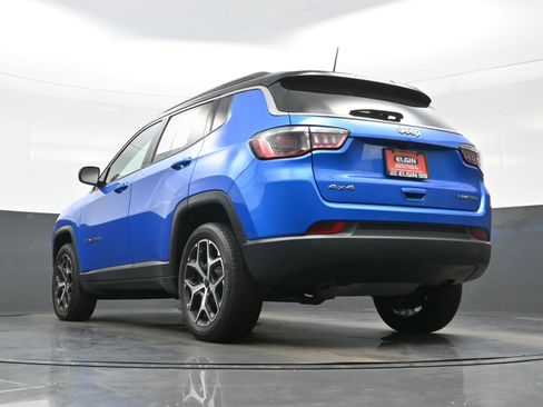 Used 2025 Jeep Compass Limited AWD/4WD image 26