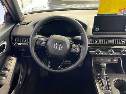 Used 2024 Honda Civic Sport image 13