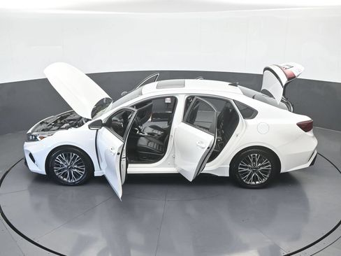 Used 2024 Kia Forte GT-Line w/ GT-Line Premium Package FWD image 68