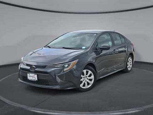Used 2024 Toyota Corolla LE FWD image 1