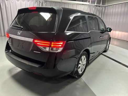 Used 2016 Honda Odyssey SE image 7