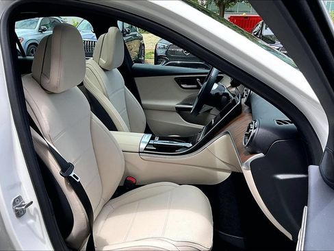 Certified 2026 Mercedes-Benz C 300 4MATIC Sedan image 7