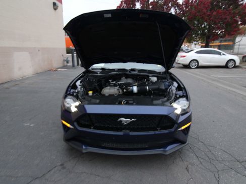 Used 2019 Ford Mustang GT image 40