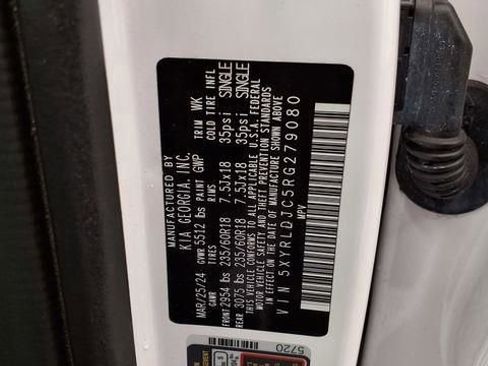 Used 2024 Kia Sorento S image 38