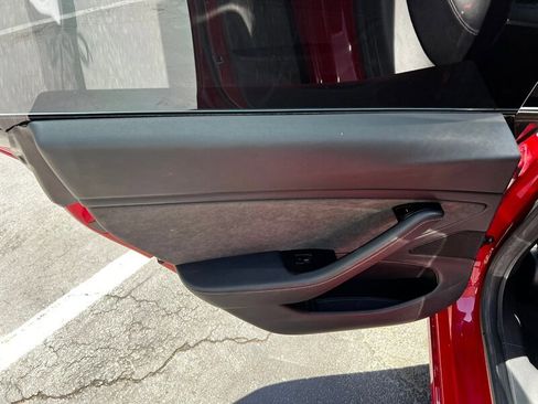 Used 2018 Tesla Model 3 Long Range RWD image 21