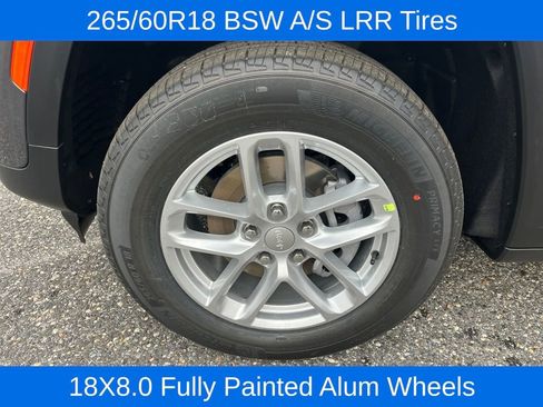 New 2025 Jeep Grand Cherokee Laredo X image 23