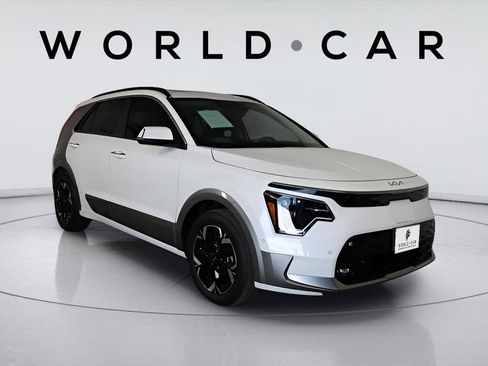 Used 2023 Kia Niro Wave image 1