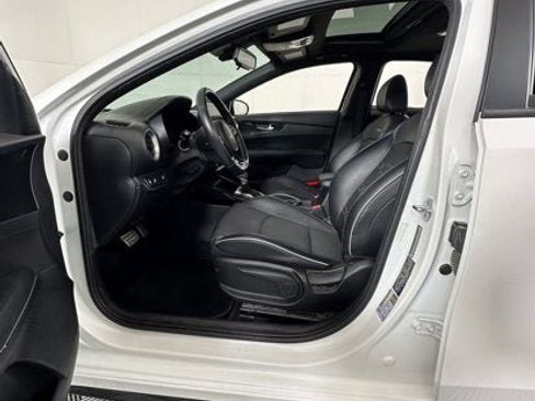 Used 2022 Kia Forte GT-Line w/ GT-Line Premium Package image 9