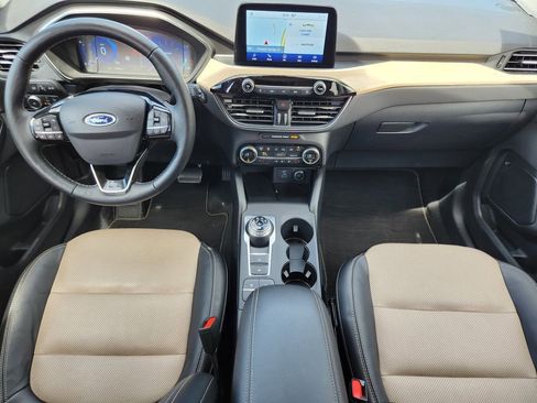 Used 2021 Ford Escape Titanium w/ Titanium Elite Package AWD/4WD image 25