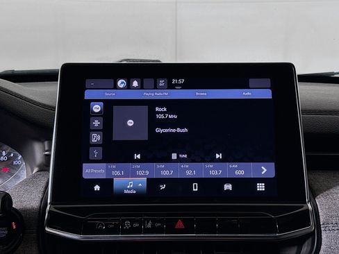 Used 2023 Jeep Compass Latitude image 21