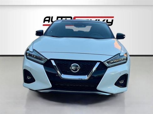 Used 2023 Nissan Maxima SR w/ Sport Mat Group image 2