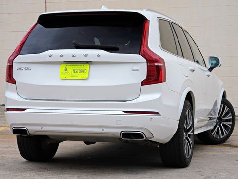 Used 2021 Volvo XC90 T8 Inscription Expression w/ Advanced Package AWD/4WD image 4