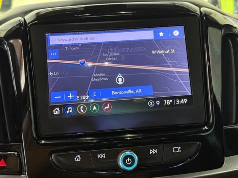 Used 2023 Chevrolet Traverse RS FWD image 14