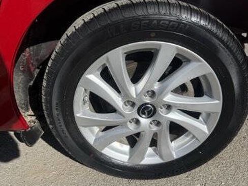 Used 2013 MAZDA MAZDA3 i Touring FWD image 22