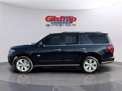 Used 2024 Ford Expedition King Ranch image 3