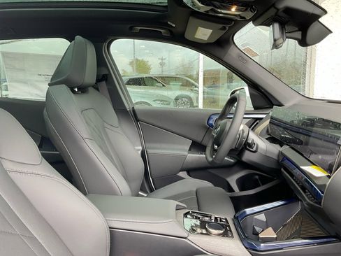 Certified 2025 BMW X3 xDrive30i w/ Premium Package image 30