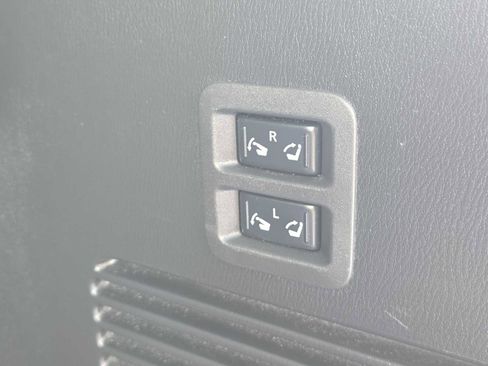 Used 2019 INFINITI QX80 Luxe image 32