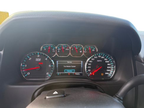 Used 2018 GMC Yukon XL SLT image 11