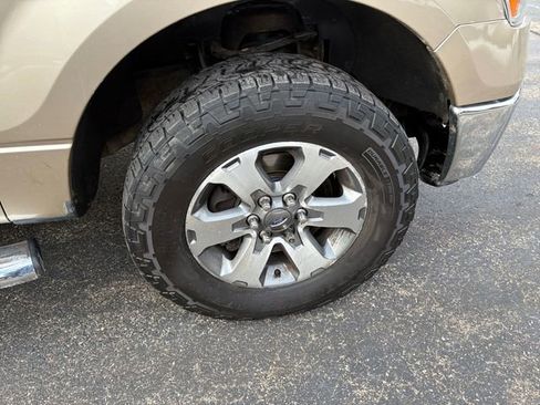 Used 2012 Ford F150 XLT w/ XTR Pkg image 19