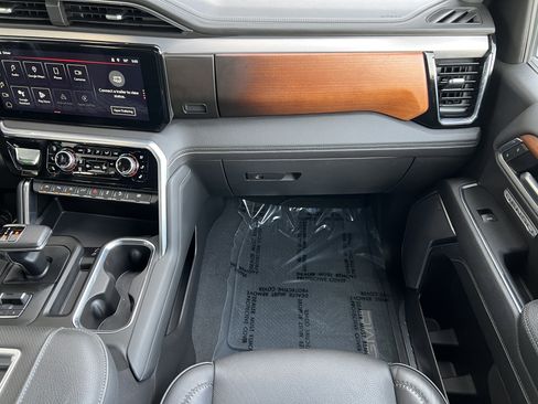 Used 2022 GMC Sierra 1500 Denali w/ Denali Reserve Package image 34