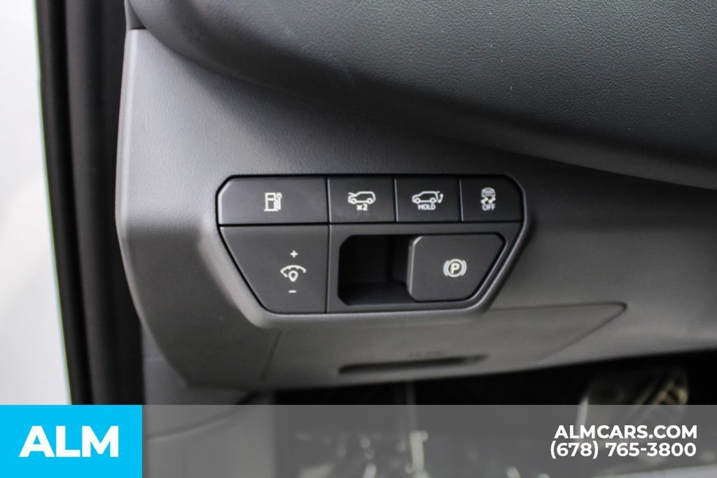 Used 2024 Kia EV9 GT-Line AWD/4WD image 32