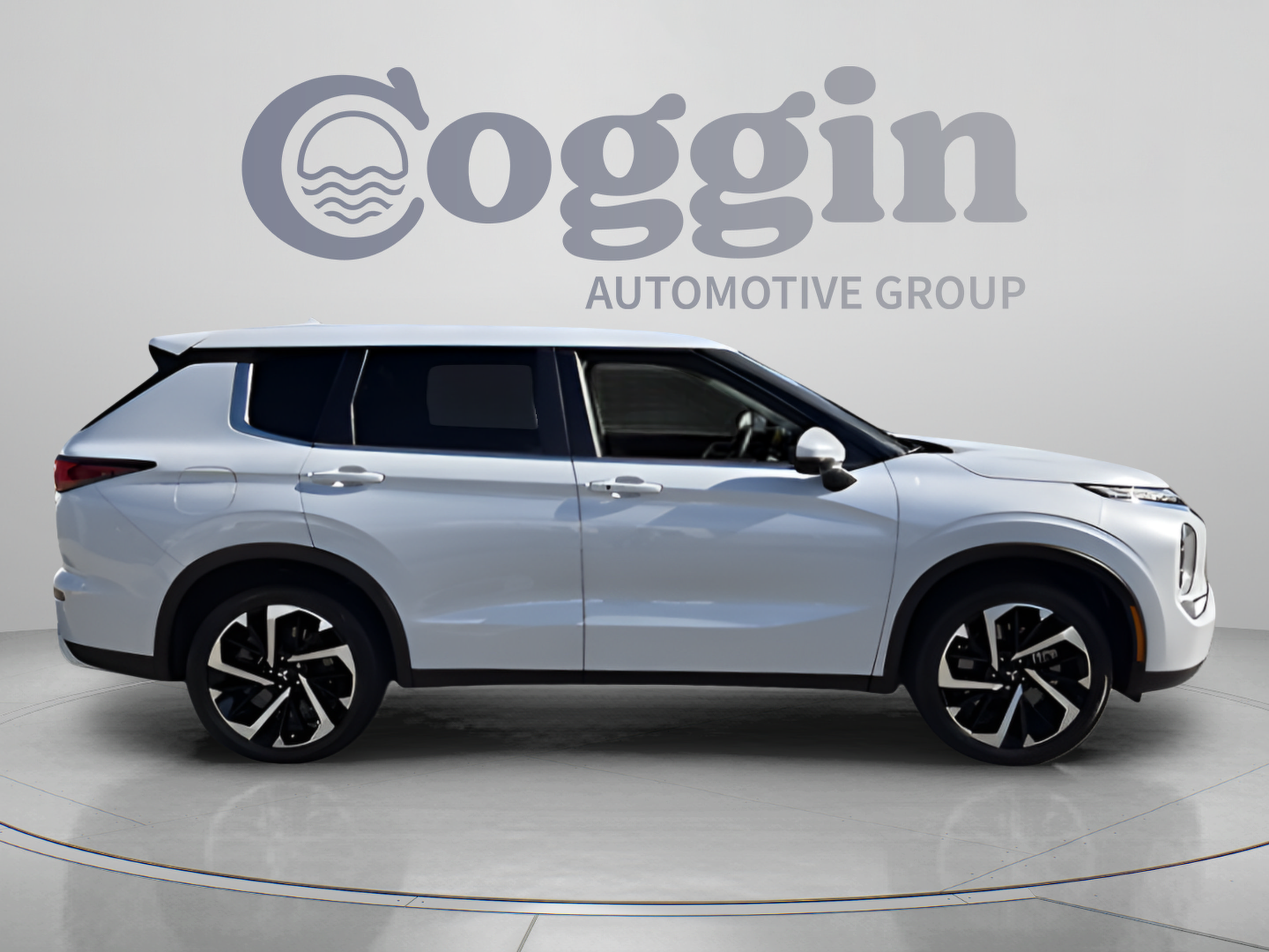 Used 2024 Mitsubishi Outlander SE FWD image 6