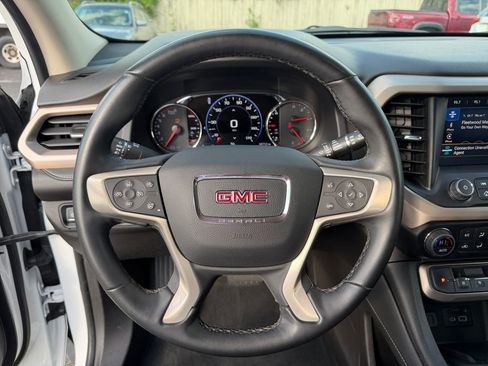 Used 2023 GMC Acadia Denali FWD image 15