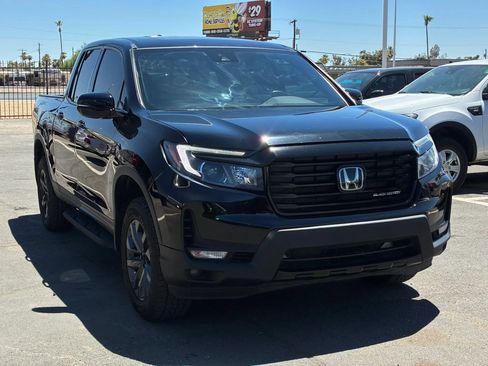 Used 2023 Honda Ridgeline Black Edition image 11