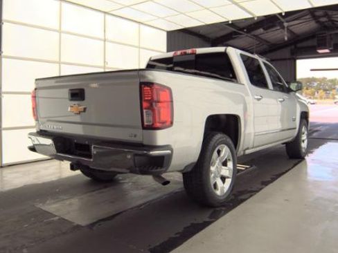 Used 2016 Chevrolet Silverado 1500 LTZ w/ Texas Edition RWD image 4