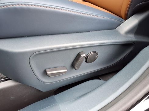 New 2024 Ford Maverick Lariat w/ 4K Tow Package image 17