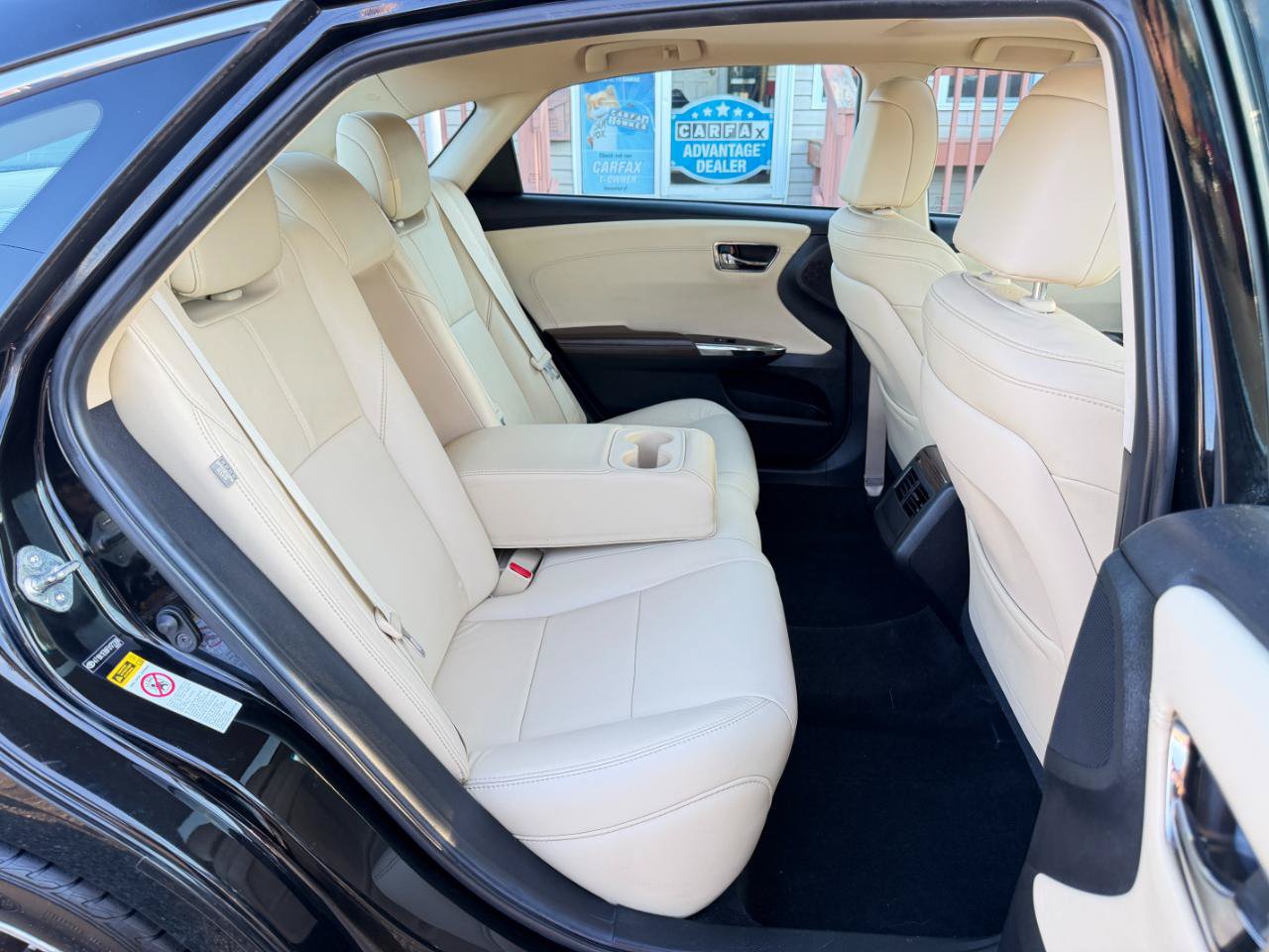 Used 2015 Toyota Avalon XLE Touring FWD image 34