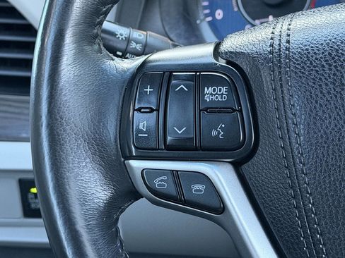 Used 2016 Toyota Sienna image 23