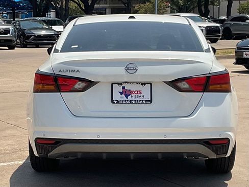 New 2026 Nissan Altima 2.5 SV FWD image 5