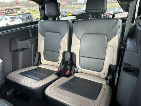 Used 2022 Ford Bronco Wildtrak image 10