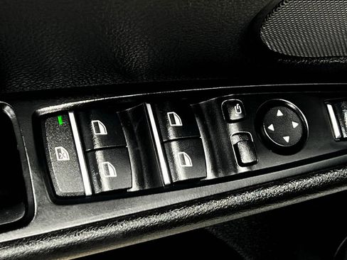 Used 2016 BMW X5 xDrive40e image 18