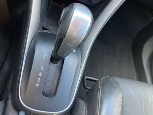 Used 2018 Chevrolet Trax LT w/ Redline Edition image 7