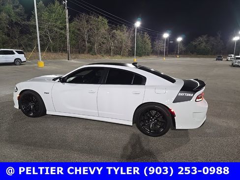 Used 2023 Dodge Charger Scat Pack w/ Daytona Edition Group image 6