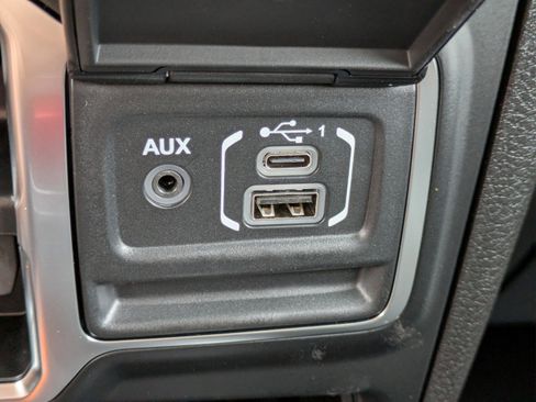 New 2025 Jeep Gladiator Sport image 23