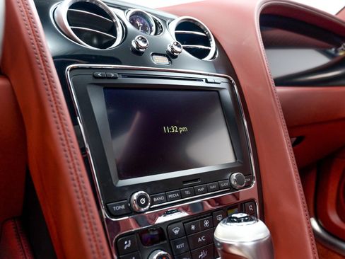 Used 2017 Bentley Flying Spur S W12 AWD/4WD image 88