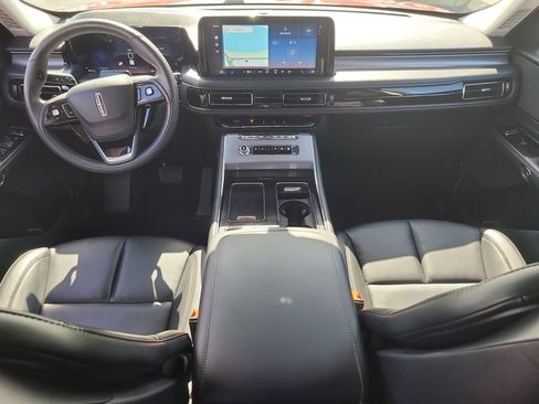 Certified 2025 Lincoln Aviator 2WD w/ Jet Appearance Package image 13