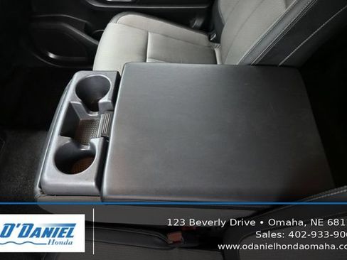 Used 2017 Nissan Titan S AWD/4WD image 32