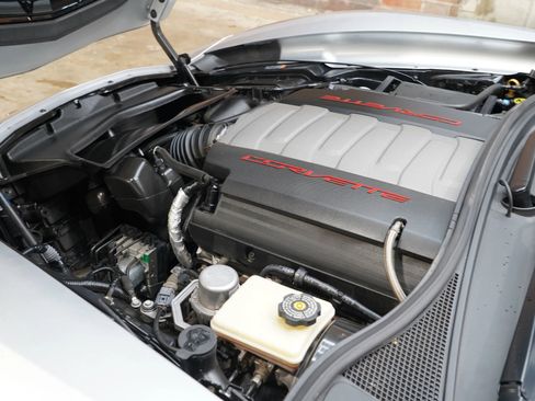 Used 2015 Chevrolet Corvette Stingray Coupe w/ Battery Protection Package RWD image 31