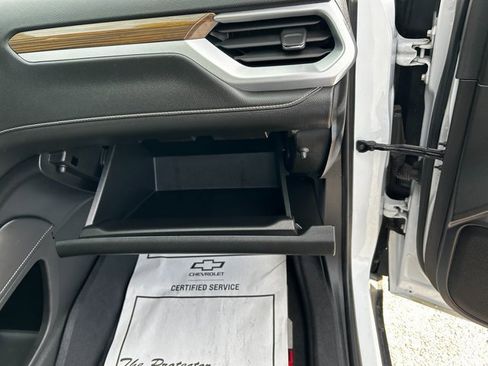 Used 2021 GMC Acadia SLE image 56