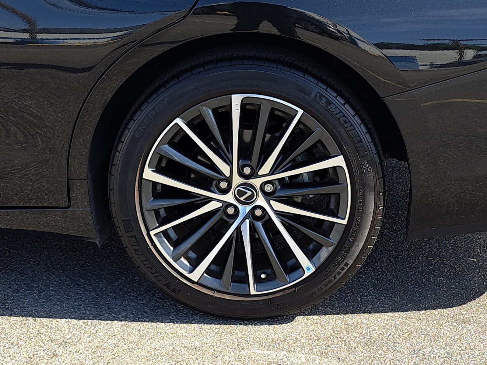 Used 2024 Lexus ES 350 w/ Premium Package FWD image 35