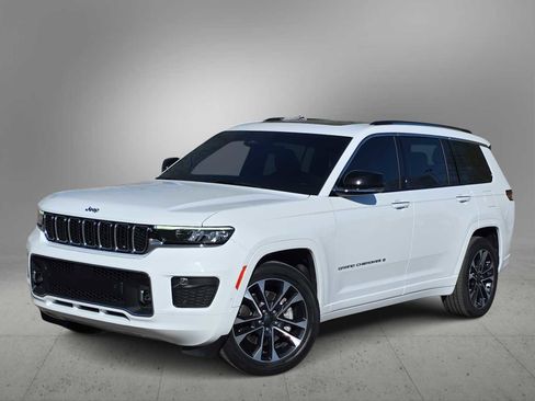 Certified 2022 Jeep Grand Cherokee L Overland image 1