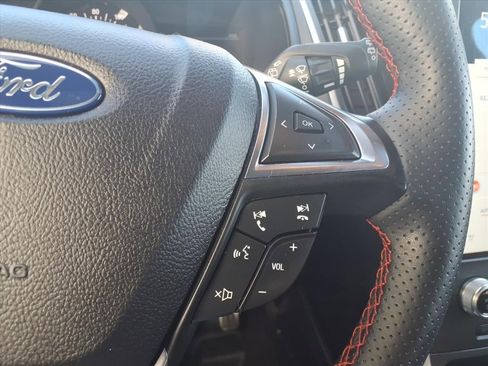 Used 2024 Ford Edge ST-Line image 25