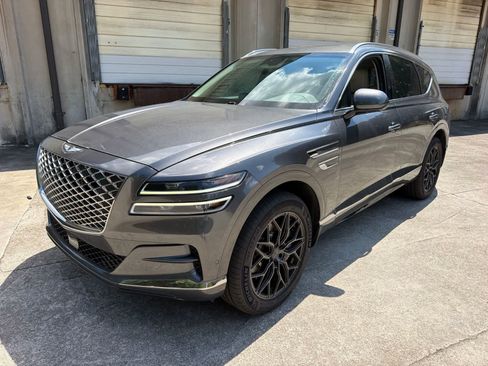 Used 2022 Genesis GV80 2.5T w/ Prestige Package 05 RWD image 3