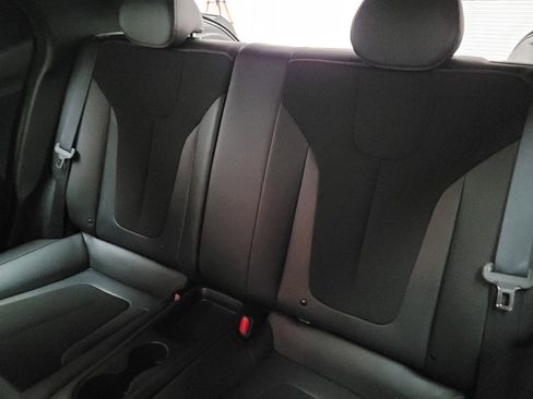 Used 2019 Hyundai Veloster 2.0 Premium image 18