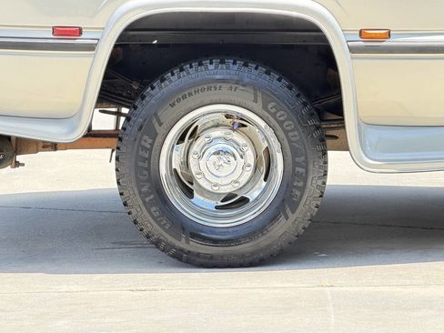 Used 1997 Dodge Ram 3500 Truck 2WD Club Cab image 24